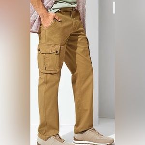 NWT St John’s Bay Straight Fit Cargo Pant (Color: Hutton Brown)
